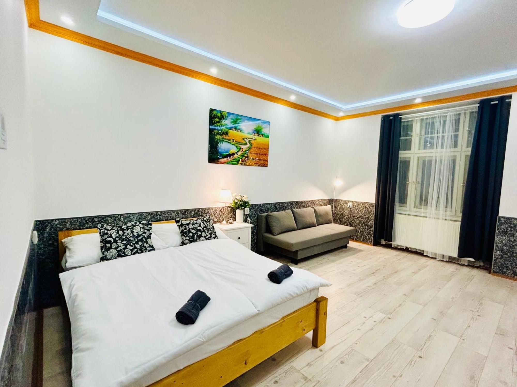 Modern Spacious In Center Apartment Prague