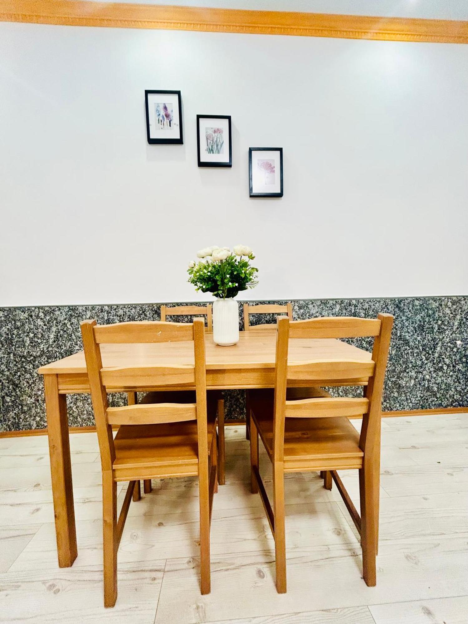 Modern Spacious In Center Apartment Prague